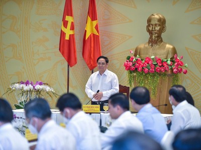 Thủ tướng Phạm Minh Chính làm việc với ban lãnh đạo tỉnh Bà Rịa - Vũng Tàu. Ảnh: Nhật Bắc - Báo điện tử Chính phủ.