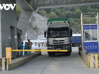 Trung Quốc kiểm soát hàng hóa nhập khẩu gắt gao thế nào?