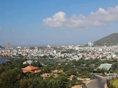 Thắng Tam - Vũng Tàu gây bất ngờ khi đứng đầu Top 10 điểm đến thịnh hành nhất tại Việt Nam năm 2022.