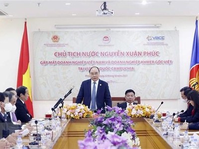 Chủ tịch nước Nguyễn Xuân Phúc phát biểu tại buổi gặp mặt. (Ảnh: Thống Nhất/TTXVN)