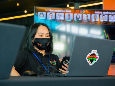 Giải đấu Huyền thoại phái sinh: Quán quân nữ đầu tiên đã xuất hiện tại vòng Đối đầu trực tiếp kỳ tháng 10