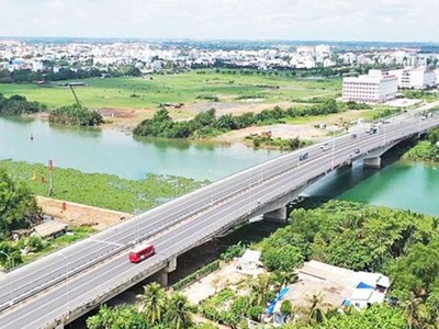 Long An tập trung nguồn lực cho phát triển kết nối giao thông với vùng ĐBSCL và TP.HCM (ảnh: Báo Long An online)