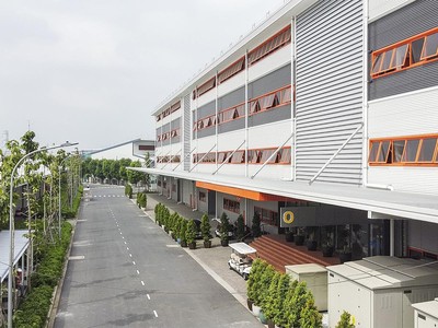 Hoạt động sản xuất của nhiều doanh nghiệp đã phục hồi trở lại. Ảnh: Thành Nguyễn