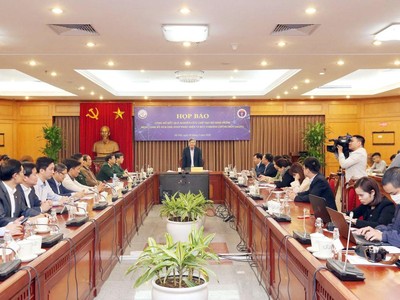 Cuộc họp báo do Bộ Khoa học và Công nghệ tổ chức công bố kết quả “nghiên cứu chế tạo bộ sinh phẩm real-time RT-PCR phát hiện vi rút Corona chủng mới (nCoV)" do Học viện Quân y chủ trì (chủ nhiệm đề tài), phối hợp với Công ty cổ phần Công nghệ Việt Á nghiên cứu sản xuất.