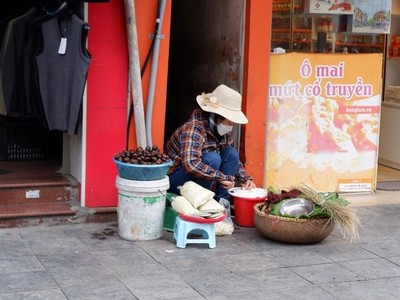 Tết dương lịch - nốt trầm của nhiều lao động tự do tại Hà Nội