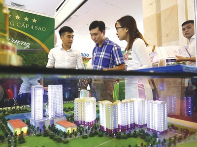 Cần cân nhắc kỹ lưỡng dòng tài chính cũng như kế hoạch trả nợ khi mua nhà bằng vốn vay . Ảnh: Dũng Minh