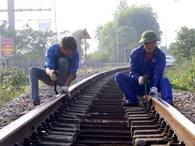 Kinh phí dành cho bảo trì hệ thống đường sắt quốc gia từ nguồn ngân sách chỉ đáp ứng được khoảng 40% nhu cầu thực tế.