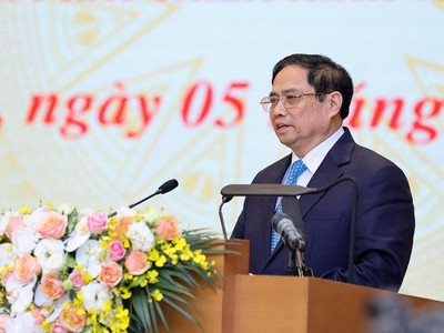 Đoàn kết kỷ cương, chủ động thích ứng an toàn hiệu quả, phục hồi phát triển