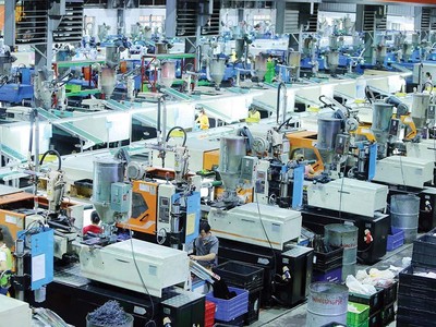 Nhiều điều kiện kinh doanh can thiệp quá mức vào hoạt động sản xuất, kinh doanh của doanh nghiệp đã được bãi bỏ hoặc đơn giản hóa Ảnh: Đ.T