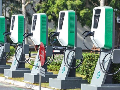 Lệ phí trước bạ ô tô điện chạy pin là 0% trong vòng 3 năm, kể từ 1/3/2022