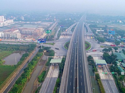 Tuyến cao tốc Cầu Giẽ - Ninh Bình, đoạn qua Hà Nam.