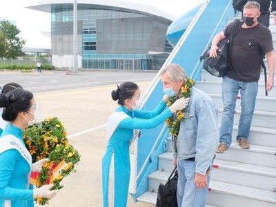 Thủ tướng chỉ đạo xây dựng lộ trình đón khách du lịch quốc tế