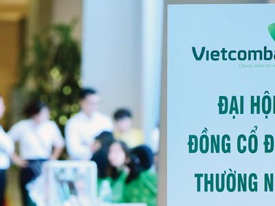 Nhiều ngân hàng tổ chức ĐHCĐ ngay khi dịch bệnh được kiểm soát. Ảnh: Dũng Minh