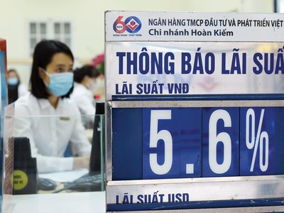 Nhiều ngân hàng tăng lãi suất huy động nhằm thu hút tiền gửi, chuẩn bị cho một mùa kinh doanh mới