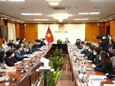 Tại buổi làm việc giữa lãnh đạo Bộ Công thương với các doanh nghiệp Mỹ hôm 8/3, Nike cho biết, chuỗi cung ứng của hãng tại phía Nam đã phục hồi hoàn toàn.