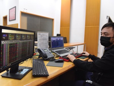 Bất động sản vẫn là nhóm thu hút sự chú ý lớn của dòng tiền