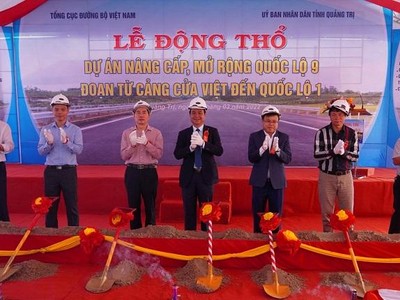 Tổng cục đường bộ Việt Nam và UBND tỉnh Quảng Trị tổ chức động thổ Gói thầu RAI/CP26 Dự án nâng cấp, mở rộng Quốc lộ 9 đoạn từ cảng Cửa Việt đến Quốc lộ 1 