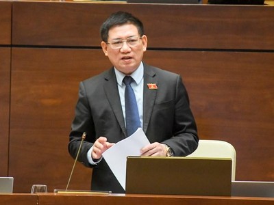 Bộ trưởng Bộ Tài chính Hồ Đức Phớc.