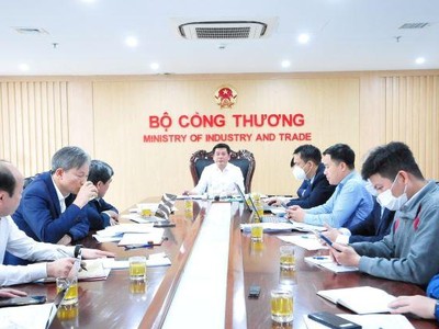 Bộ trưởng Nguyễn Hồng Diên chỉ đạo các Tập đoàn, doanh nghiệp đảm bảo nguồn cung năng lượng trong mọi tình huống.