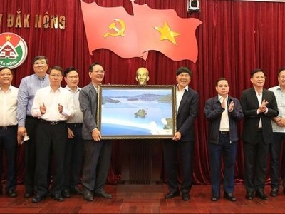 Lãnh đạo UBND tỉnh Đắk Nông và Tập đoàn Hoà Phát đã có buổi làm việc về đề xuất đầu tư các dự án trên địa bàn tỉnh.