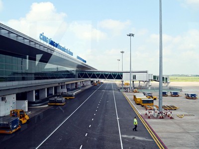 Cảng hàng không quốc tế Cần Thơ.
