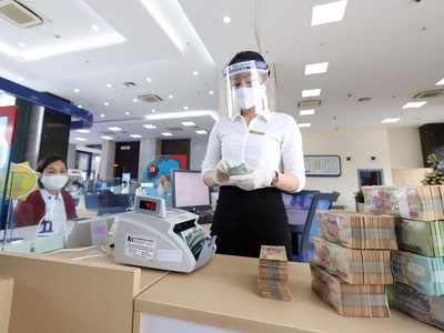 Nhu cầu tín dụng tăng cao, đòi hỏi các ngân hàng phải có sự chuẩn bị dài hạn về nguồn vốn. 