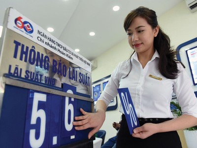 Tăng trưởng tín dụng toàn ngành ngân hàng quý I/2022 là 5,04%, cao hơn so với tăng trưởng huy động vốn trên 2%. 