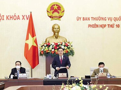 Chủ tịch Quốc hội Vương Đình Huệ cho ý kiến về chính sách thí điểm xử lý nợ xấu