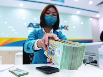 ABBank vừa tăng từ 0,1-0,4 điểm % lãi suất tiền gửi với kỳ hạn từ 9 tháng trở xuống. Ảnh: Đức Thanh