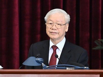 Tổng Bí thư Nguyễn Phú Trọng phát biểu bế mạc Hội nghị Trung ương 5. 