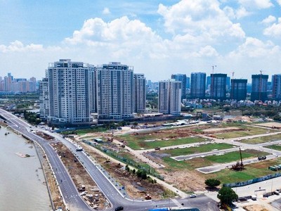 Các doanh nghiệp bất động sản đang ở giai đoạn khó khăn nhất do không có dự án, hoặc có dự án nhưng không triển khai được.