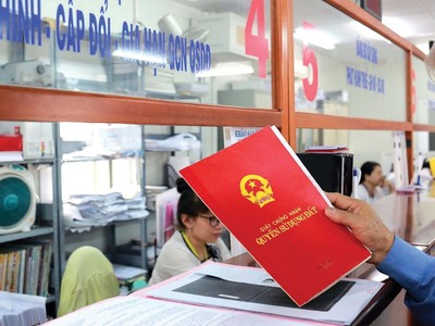 Cơ sở tính thuế chuyển nhượng nhà đất còn chưa rõ ràng, cụ thể. Ảnh: Việt Dũng 