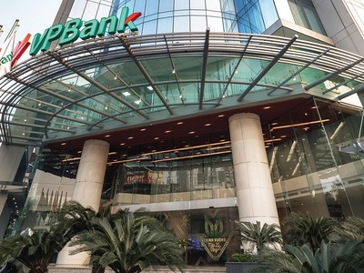 Thương vụ bán 49% cổ phần FE Credit của VPBank cho SMBC với giá trị gần 1,4 tỷ USD hiện đang giữ kỷ lục về giá trị