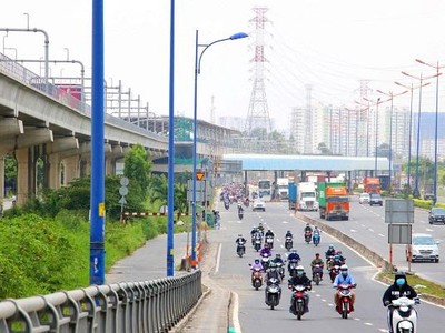 TP.HCM muốn phát triển nhà ở dọc các tuyến đường giao thông trọng điểm. (Ảnh: Lê Toàn)