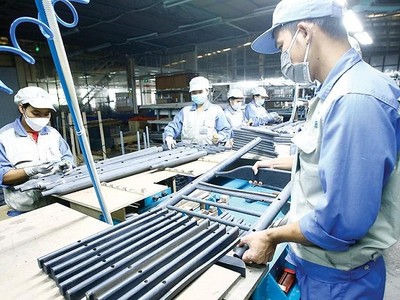 Nhìn lại quá trình chuyển đổi cơ cấu kinh tế