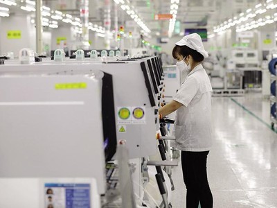 Nhiều dự án sản xuất, chế tạo các sản phẩm điện tử, công nghệ cao mở rộng với quy mô lớn trong thời gian qua. Ảnh: Đức Thanh