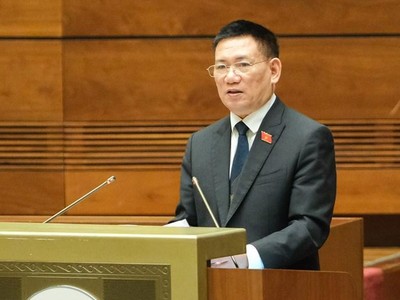 Bộ trưởng Bộ Tài chính Hồ Đức Phớc sẽ chịu trách nhiệm trà lời chính nhóm vấn đề thuộc lĩnh vực tài chính, nếu được chọn .