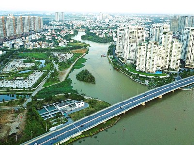 Thị trường bất động sản cần chính sách hợp lý, đặc biệt là chính sách tín dụng thuận lợi để phát triển bền vững. Ảnh: Lê Toàn