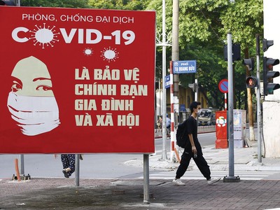 Khó đoán định rủi ro liên quan tới dịch bệnh Covid-19. Ảnh: Dũng Minh