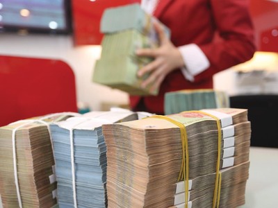 5 tháng đầu năm, nhiều ngân hàng đã sử dụng gần hết hạn mức cho vay. Ảnh: Dũng Minh