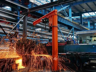 Dây chuyền sản xuất thép tại một nhà máy ở Hà Bắc, Trung Quốc. Ảnh: THX/TTXVN