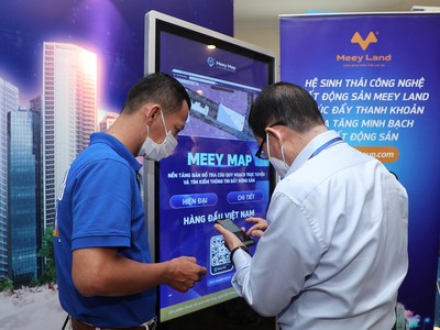 Số hóa giao dịch bất động sản đã trở thành xu thế. Ảnh: Dũng Minh