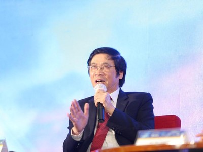 KTS Trần Ngọc Chính phát biểu tại phiên thảo luận (Ảnh: Phước Tuần).