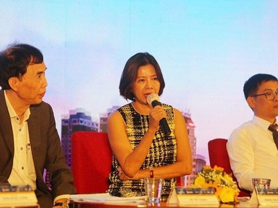 Bà Đặng Phương Hằng, Tổng giám đốc CBRE Việt Nam chia sẻ về vai trò của thị trường bất động tại Đà Nẵng. Ảnh: P.T