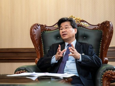 Ông Đỗ Nhất Hoàng trong cuộc trả lời phỏng vấn với nhật báo Maekyung