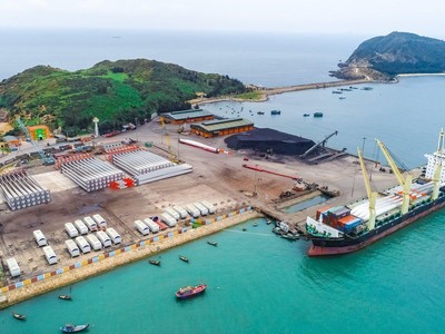 Cảng Hòn La hứa hẹn sẽ là động lực phát triển phía Bắc tỉnh Quảng Bình trong tương lai