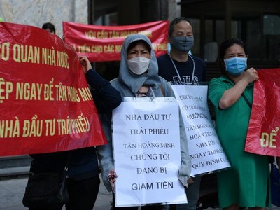 Gần đây, thị trường trái phiếu đã phục hồi trở lại, nhưng lòng tin của nhà đầu tư trái phiếu doanh nghiệp rất thấp sau vụ việc Tân Hoàng Minh, nên triển vọng phục hồi còn khá bấp bênh (ảnh: Dũng Minh)