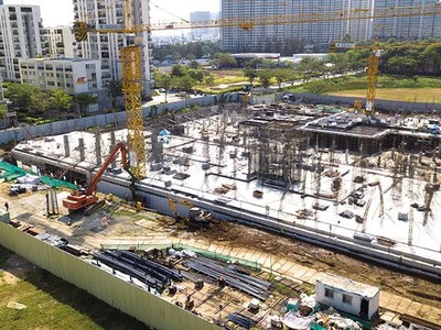 Chỉ có giá sắt thép giảm nhiệt, còn các loại vật liệu xây dựng khác vẫn giữ nguyên hoặc tăng khiến chủ đầu tư và nhà thầu lao đao