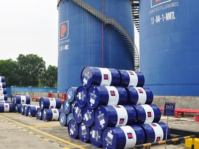 Chính thức giảm 10% thuế nhập khẩu ưu đãi mặt hàng xăng.