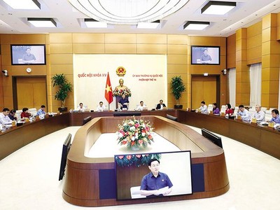 Phiên họp thứ 14, Ủy ban Thường vụ Quốc hội xem xét đề xuất tiếp tục hỗ trợ người lao động theo Nghị quyết 03/2021/UBTVQH15.